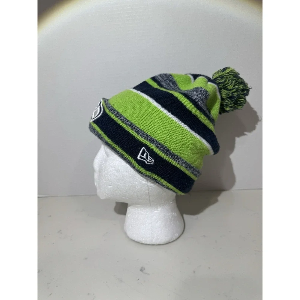 New Era 2014 SEATTLE SEAHAWKS Sport Knit Sideline Pom Hat‎ Beanie